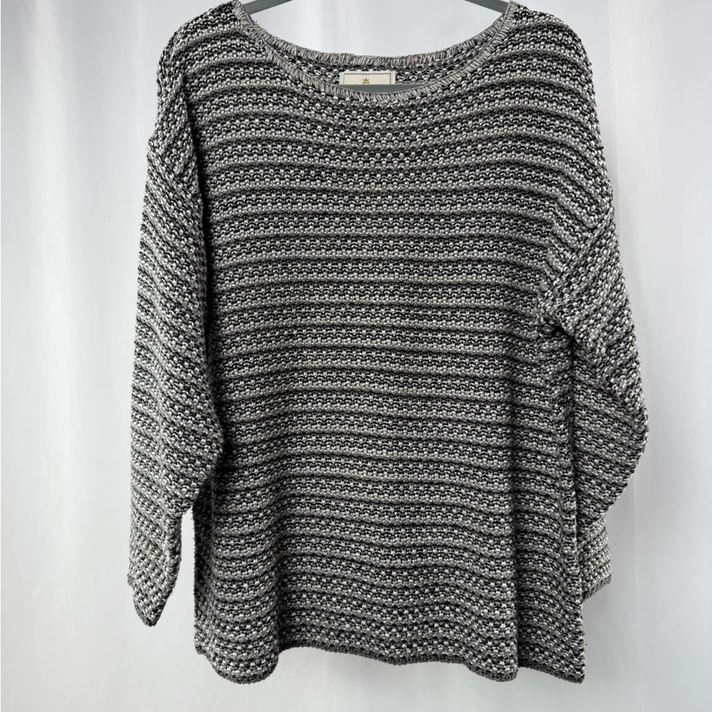 Vintage Y2K Express Tricot Knit Pullover Sweater in Black White Gray Size Medium